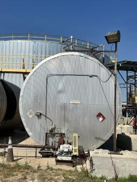 2-16,000gl AC Tanks (3 of 10)