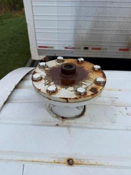 (SALE PENDING) Stationary 10,000 Gallon AC Tank (6 of 8)