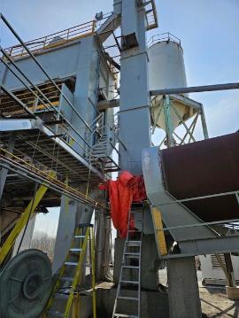 5,000lb Barber Green Batch Tower and Elevator (4 of 5)