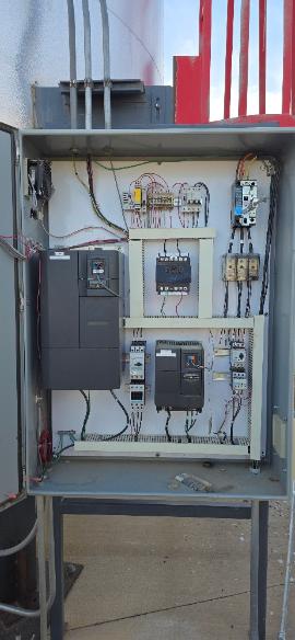 Vertical 15k AC Tank (3 of 11)