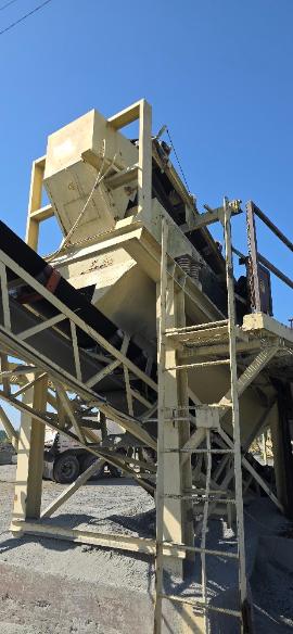 4' x 12' Virgin Screen Deck (3 of 5)