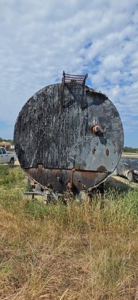 Portable 18,000 Gallon AC Tank (5 of 8)
